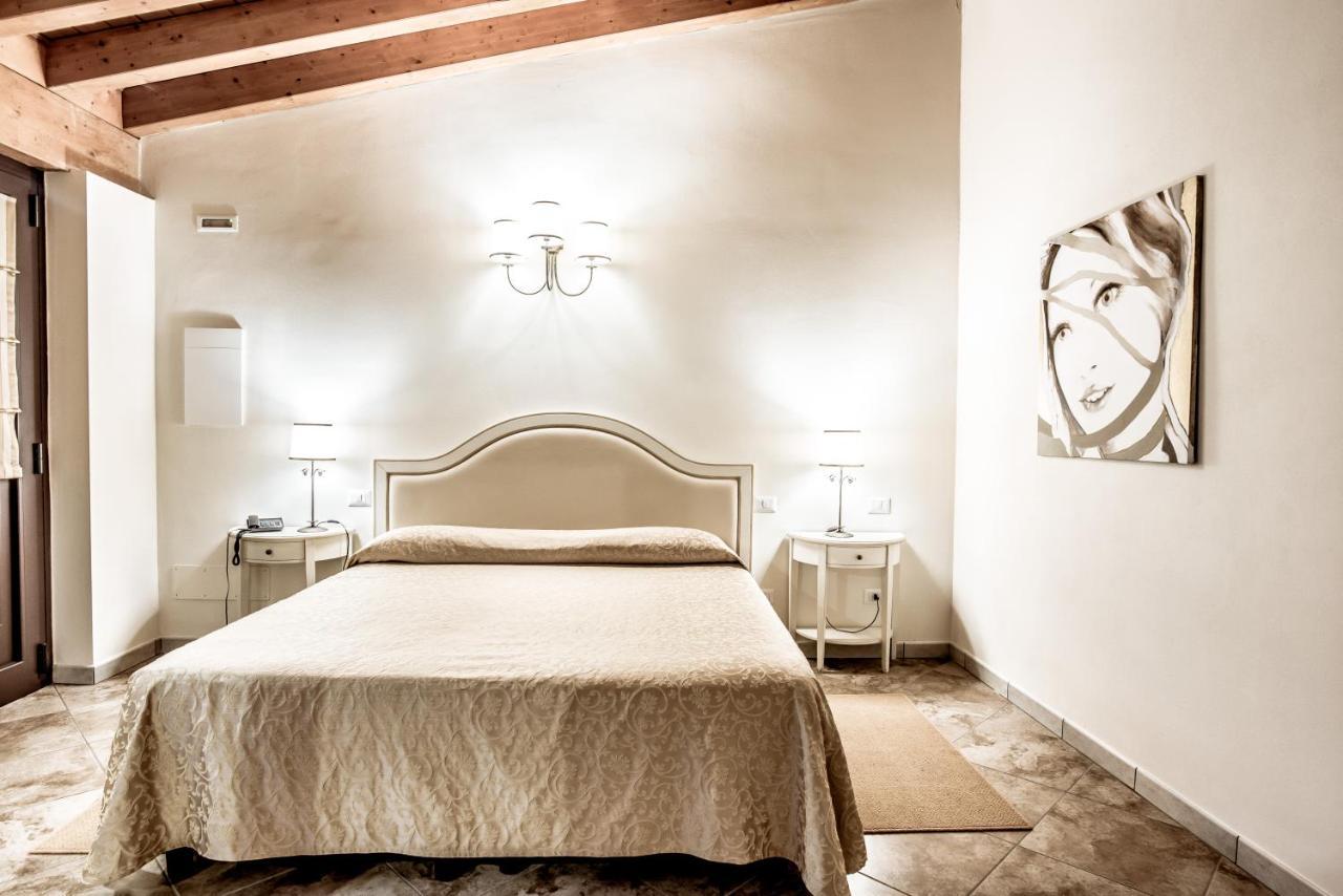 Hotel Villa Borghesi Corte dei Cortesi Eksteriør billede
